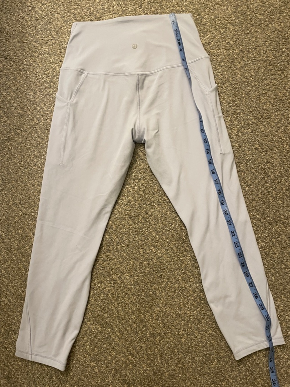 lululemon athletica High-Rise Light lavender cropped Leggings with Side Pockets